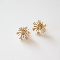 Special price【スペシャル プライス】AVONエイボン スノーフレーク 雪の結晶 ピアス 箱BOX付き / ヴィンテージアクセサリー