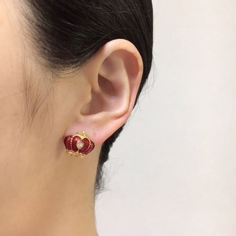 AVONエイボン レッド エナメル クラウン ピアス / ヴィンテージジュエリー・アクセサリー