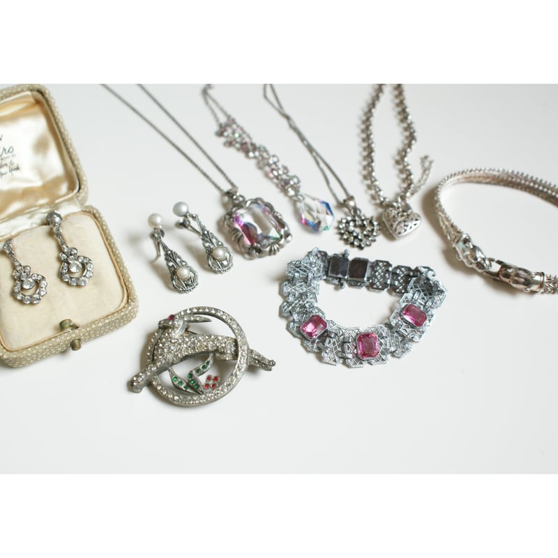 イギリス買付】 アイリスガラス シルバー830 ネックレス イギリス買付】 アイリスガラス シルバー830 ネックレス
