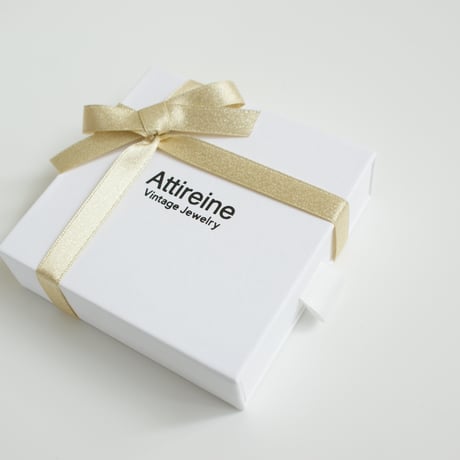 GIFT BOX