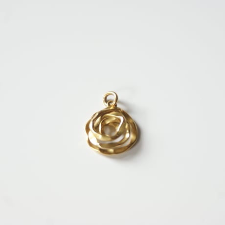 K18YG ローズ薔薇 ペンダントトップ/ ヴィンテージジュエリー・アクセサリー