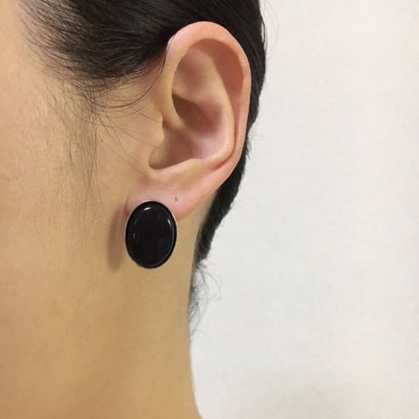 Special price【スペシャル プライス】ブラック ルーサイト オーバル ピアス / ヴィンテージアクセサリー