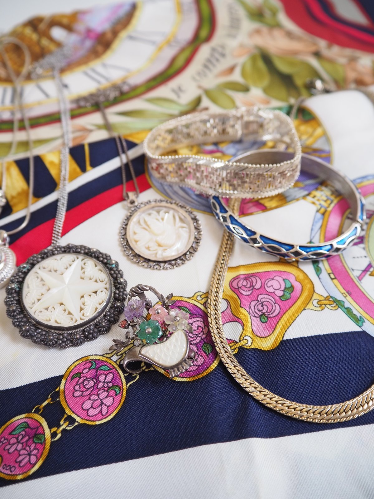 ヨーロッパ製 Antique メタルチェーンメッシュパース エナメル装飾 フランス買付】Special price【スペシャル プライス】Movitex メッシュ