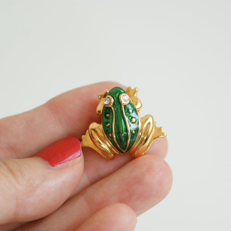 AVONエイボン カエル グリーンエナメル ピンブローチ / ヴィンテージ