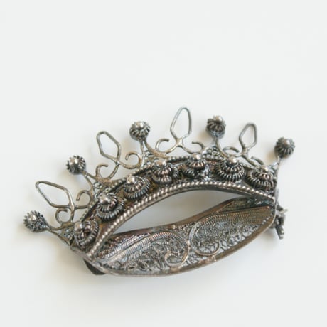 1920年代 シルバーアクセサリー アンティーク ヴィンテージ 1920年代アンバー色ガラスのあざみシルバーブローチ イギリス