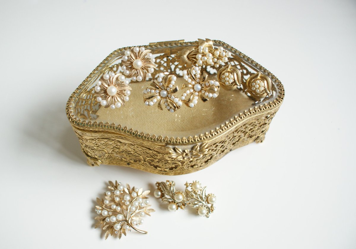 TRIFARIトリファリ ツリー パール ラインストーン ブローチ