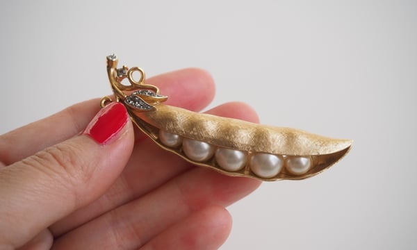 ヴィンテージアクセサリー・コスチュームジュエリー ショップ Attireine