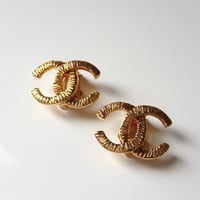 CHANELシャネルココマーク☆ゴールドトーン イヤリング