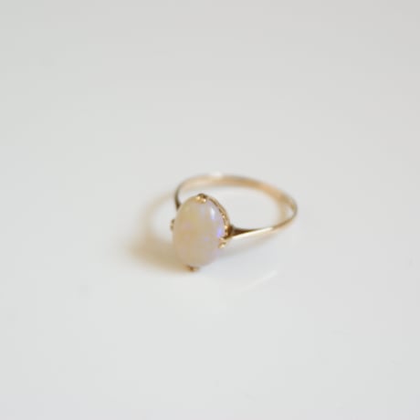 K18YG ホワイトミルクオパール 和リング指輪 / ヴィンテージジュエリー・アクセサリー