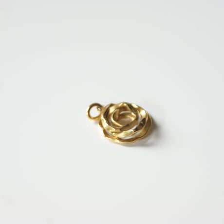 K18YG ローズ薔薇 ペンダントトップ/ ヴィンテージジュエリー・アクセサリー