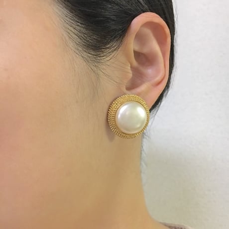NAPIERネイピア マット ゴールド パール イヤリング / ヴィンテージアクセサリー