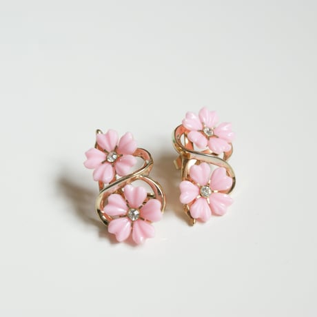 TRIFARIトリファリ チェリーブロッサム 桜  ピンク イヤリング / ヴィンテージ・コスチュームジュエリー