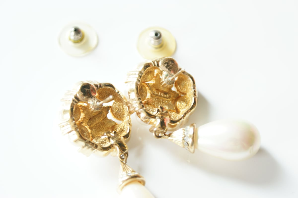 Christian Diorクリスチャン・ディオール ドロップ パール ピアス