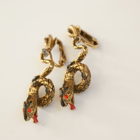 ART エナメル スネーク レッドアイズ イヤリング/ ヴィンテージ・コスチュームジュエリー