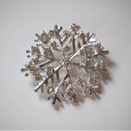 雪の結晶 スノーフレーク シルバー ブローチ  / ヴィンテージアクセサリー