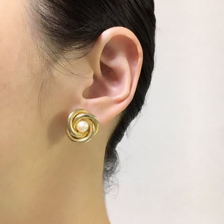 Special price【スペシャル プライス】トリニティ パール イヤリング / ヴィンテージ・コスチュームジュエリー