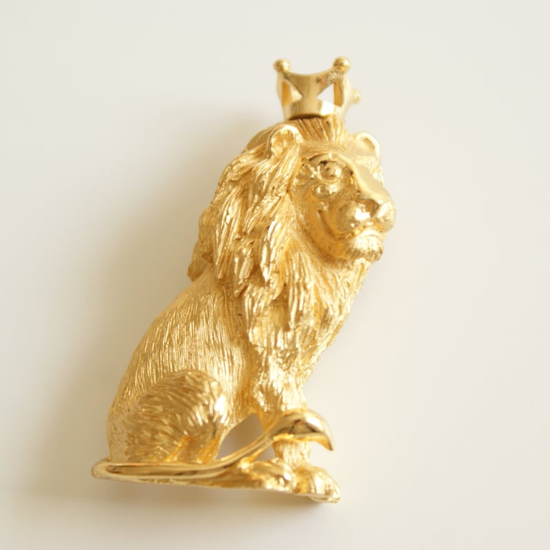 TRIFARIクラウントリファリ ライオン 王冠 ブローチ/ ヴィンテージ