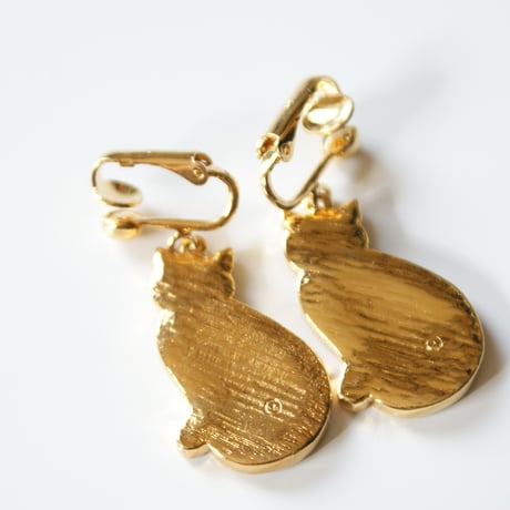 AVONエイボン 猫 キャット ゴールデン エナメル イヤリング  / ヴィンテージジュエリー・アクセサリー