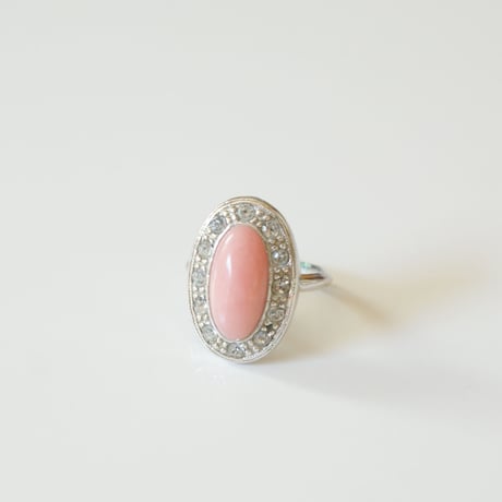AVONエイボン パステルピンク  指輪リング / ヴィンテージジュエリー・アクセサリー