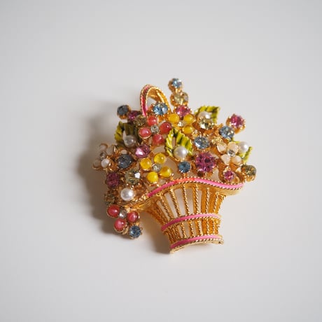 【お取り置き品】ART ピンクエナメル フラワーバスケット ブローチ/ ヴィンテージ・コスチュームジュエリー