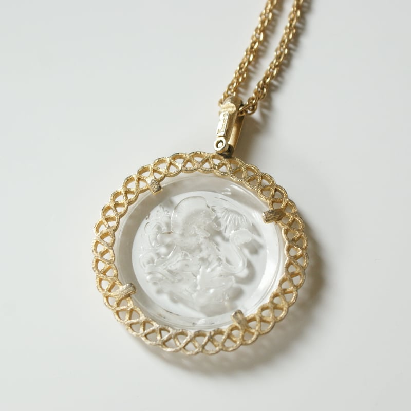 TRIFARIクラウントリファリ ガラス インタリオ 獅子座 ライオン