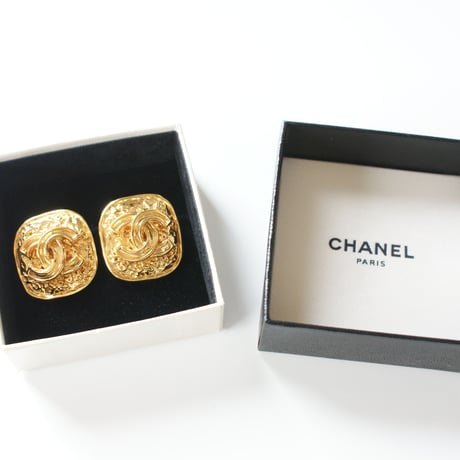CHANELシャネルココマーク スクエア ゴールド イヤリング 箱BOX付き/ ヴィンテージ・コスチュームジュエリー