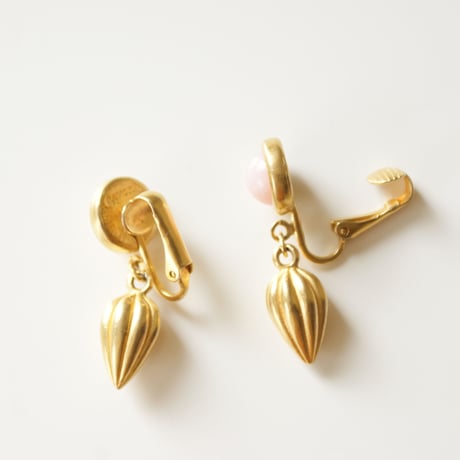 AVONエイボン パステルピンク ルーサイト イヤリング / ヴィンテージアクセサリー