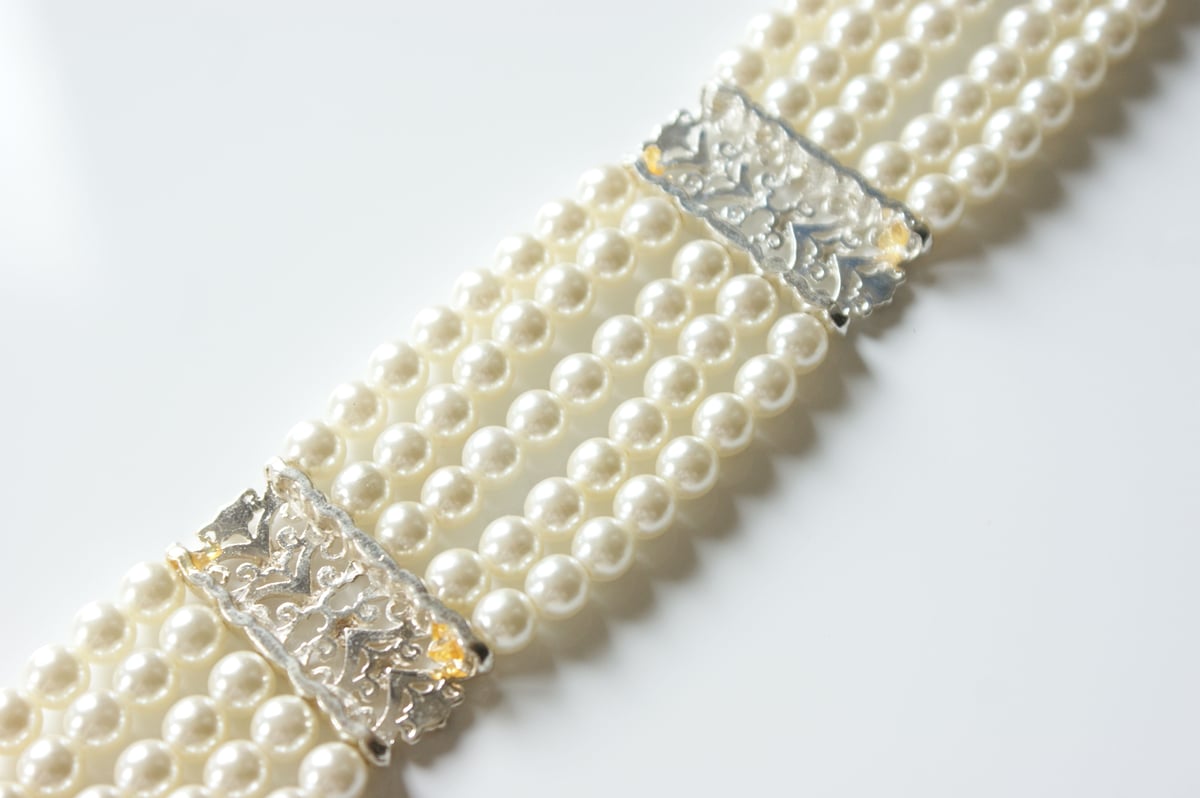 AVONエイボン 5連 パール チョーカー ネックレス / ヴィンテージ