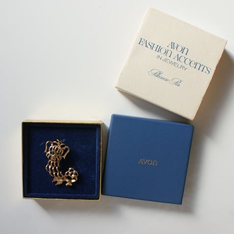 AVONエイボン ペキニーズ 犬 ブローチ 箱BOX付き / ヴィンテージジュエリー・アクセサリー