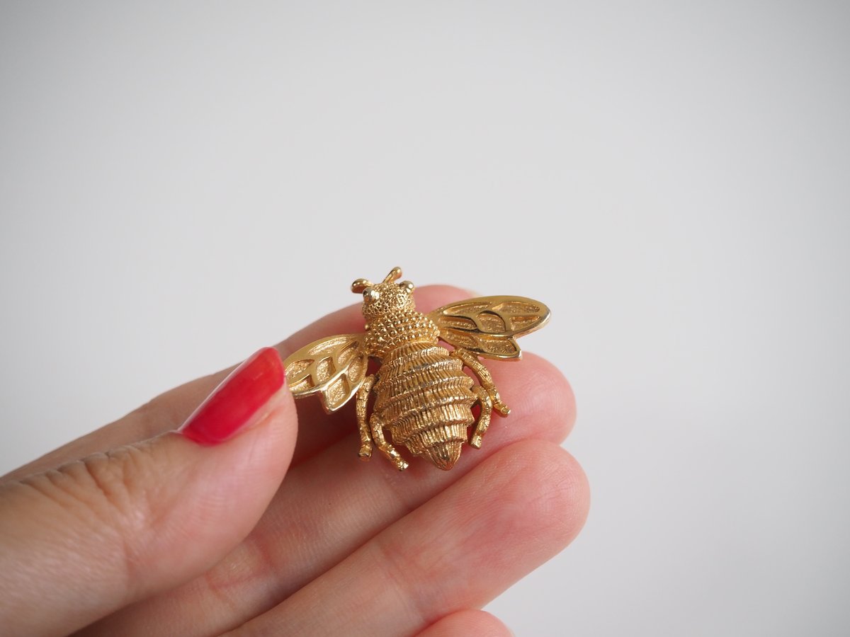 AVONエイボン 蜂 ミツバチ ブローチ / ヴィンテージジュエリー