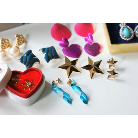 Special price【スペシャル プライス】AVONエイボン フューシャピンク サークル ピアス / ヴィンテージアクセサリー