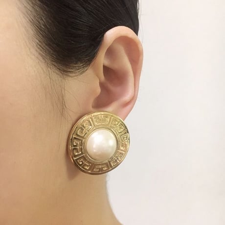 GIVENCHYジバンシィ ブランドロゴ ゴールド パール ビッグ イヤリング / ヴィンテージ・コスチュームジュエリー