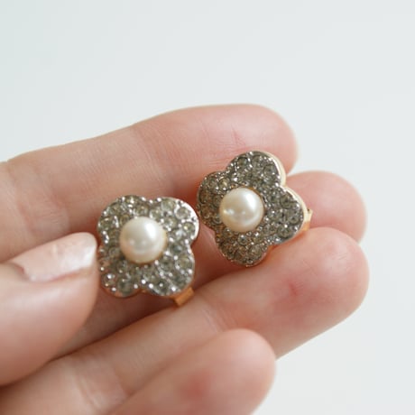 NINA RICCIニナリッチ フラワーパールラインストーン イヤリング/ ヴィンテージアクセサリー