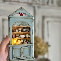 スイーツがある食器棚