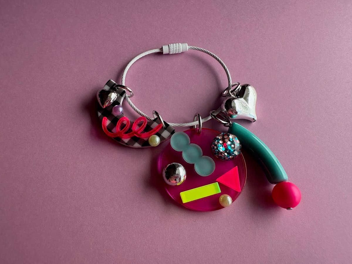 TOY BOX keychain colorful plate /purple green |