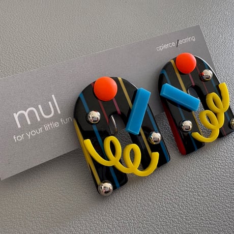 multi stripe gate earring  / black
