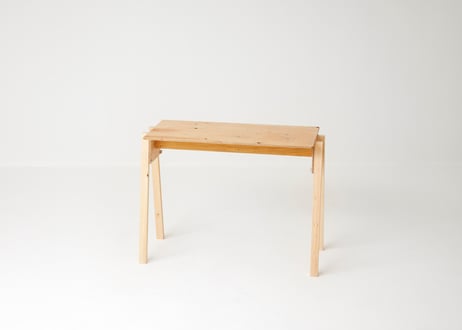 003-table