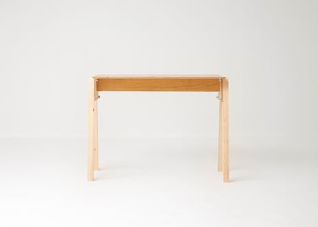003-table
