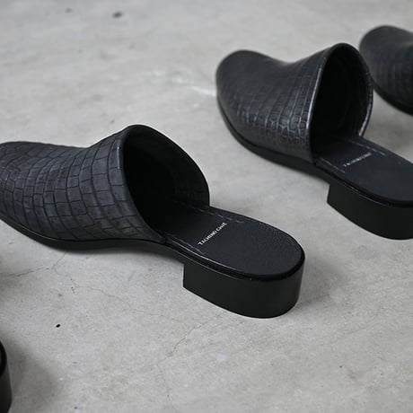 women/men GUJI DYED BLACK Porosus