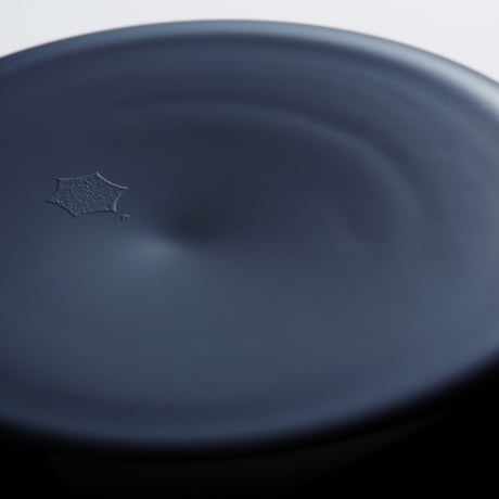 片口　KATAKUCHI  (lipped bowl)