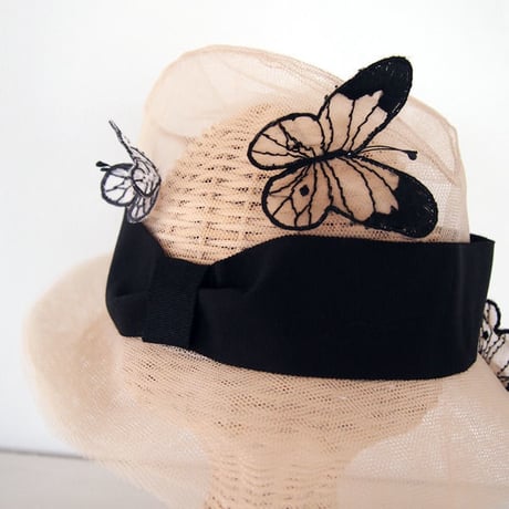 Butterfly tulle hat Beige
