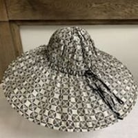 水玉ワイナリーハット | Sugri Official Online Store