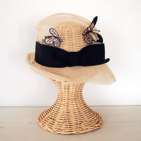 Butterfly tulle hat Beige