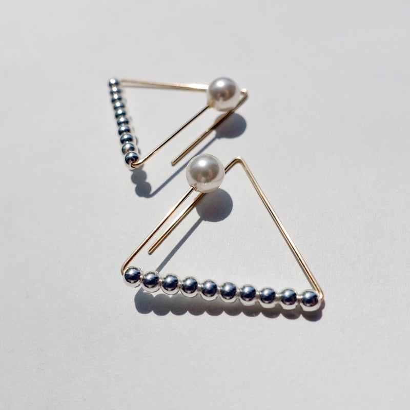 アンク/anq. ダブルトライアングルモチーフ3wayピアス　フープピアス アンク/anq. ダブルトライアングルモチーフ3wayピアス フープピアス
