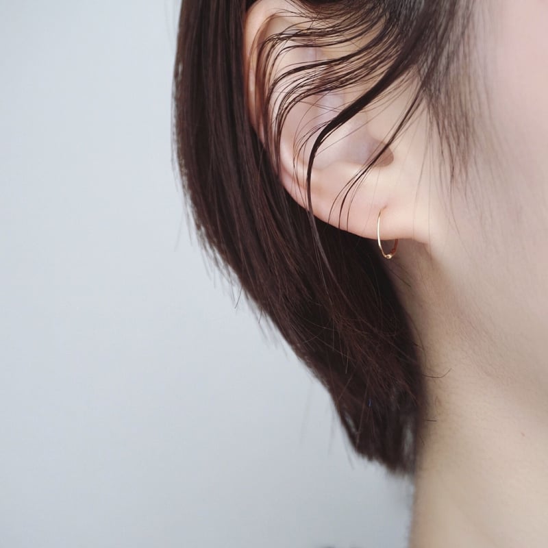 hum  フープピアス　片耳　K18YG 最終【美品】HUMETE フープピアス K18 PIERCED EARRINGS ピアス