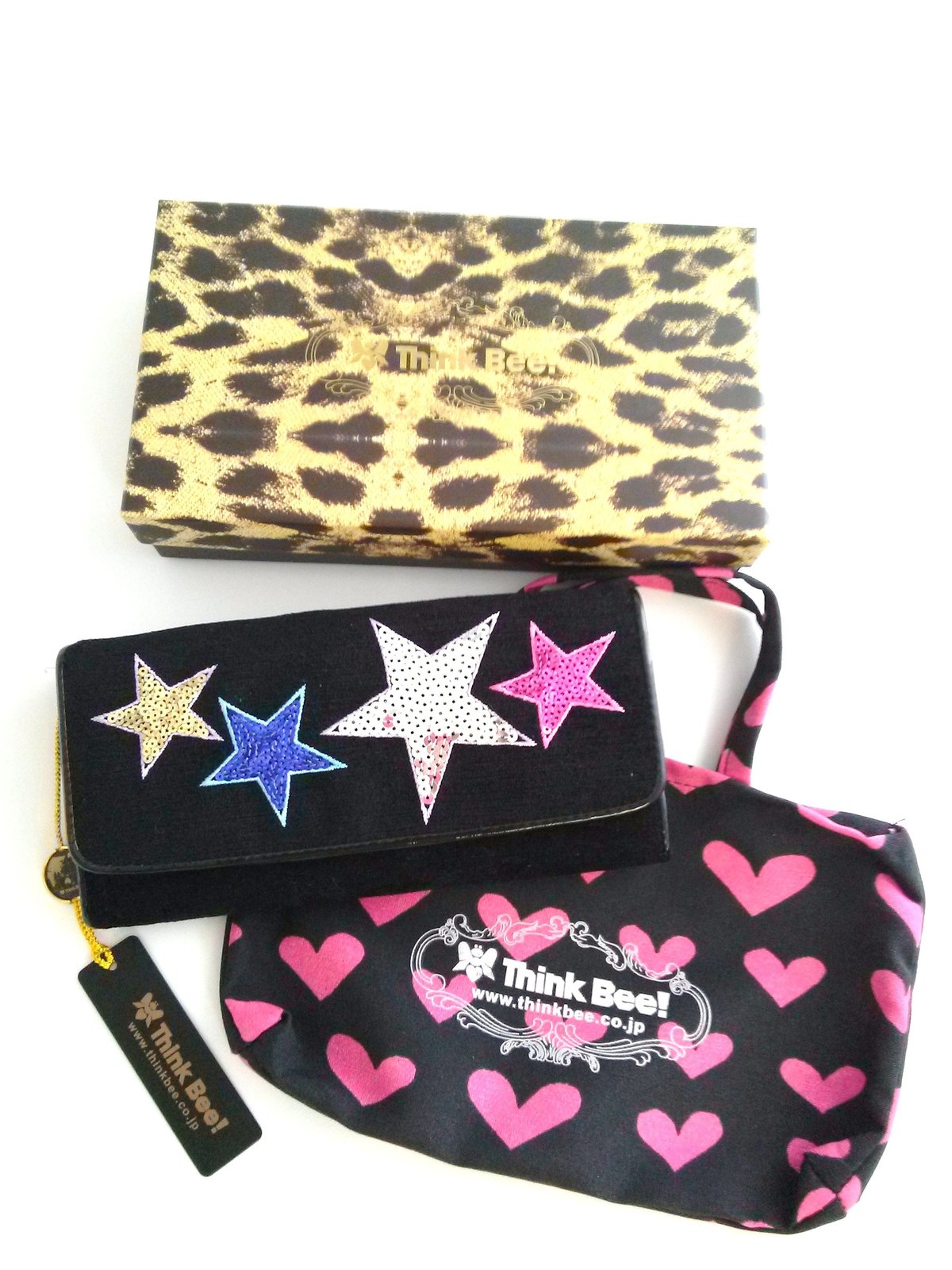 Think Bee! 定番ブラックスパンコール刺繍 長財布 箱付き新品　未使用 Think Bee!】ロックスター 長財布 | min.