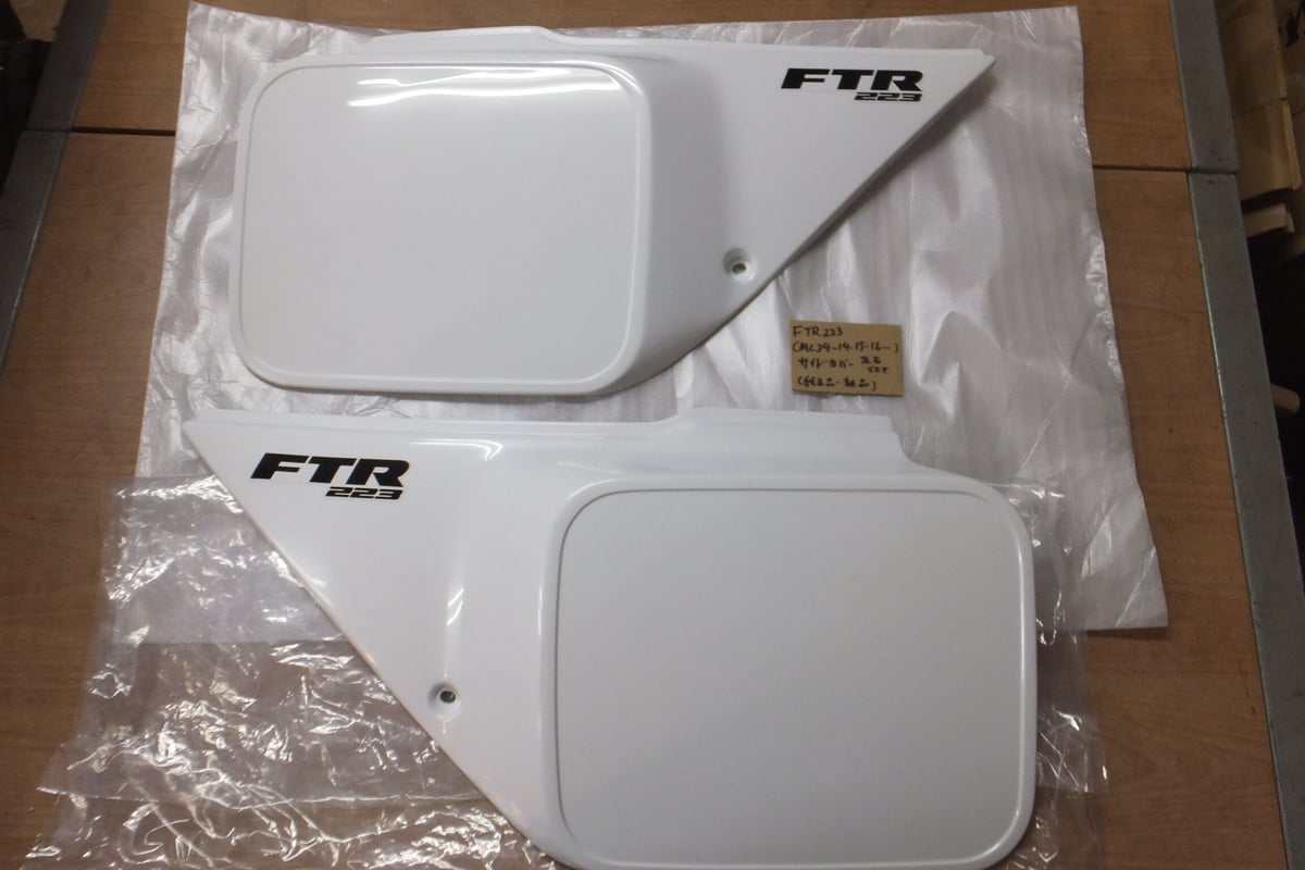 ftrサイドカバー 楽天市場】CHIC DESIGN シックデザイン FTRスクランブルサイド