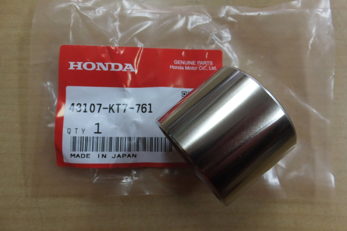 cbr250rr mc22 キャリパー CBR250RR（MC22）用ブレンボ4ポート40㎜用フロントキャリパー