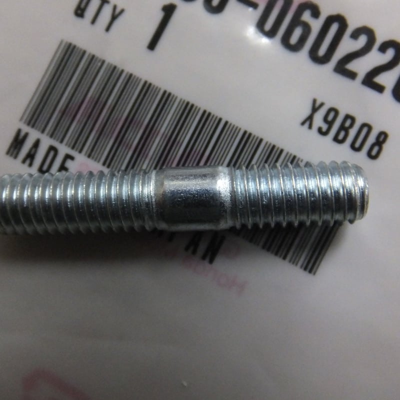 ♪CBR400RR（NC29）/6×22代替品/純正エキパイ/純正マフラーの根元の