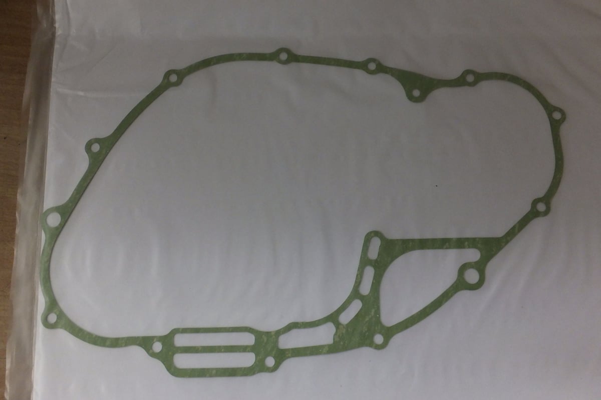 ♪CB250RS/CB250RS-Z（MC02)/エンジン右クランクケースカバーG/K/右足側